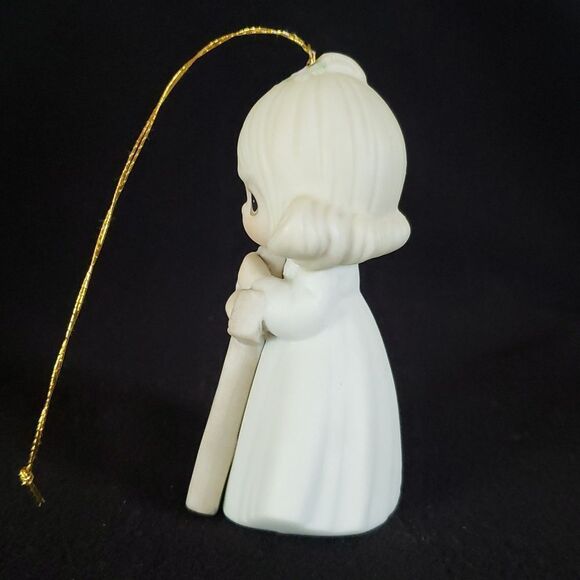 Vtg 1989 Precious Moments "I Believe In the Old Rugged Cross" Porcelain Ornament - Picture 3 of 13